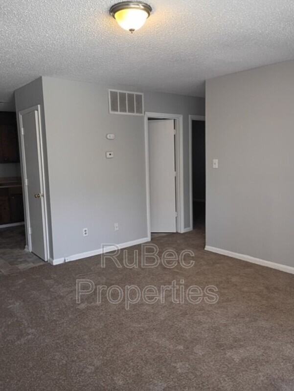 458 S Weldon St - Photo 2 of 11