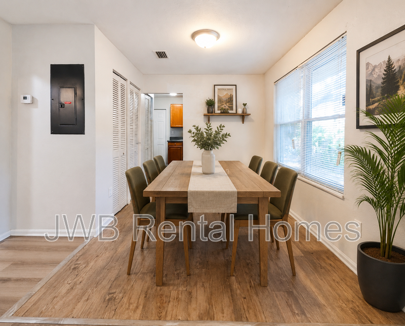 455 W 58th St - Photo 5 of 11