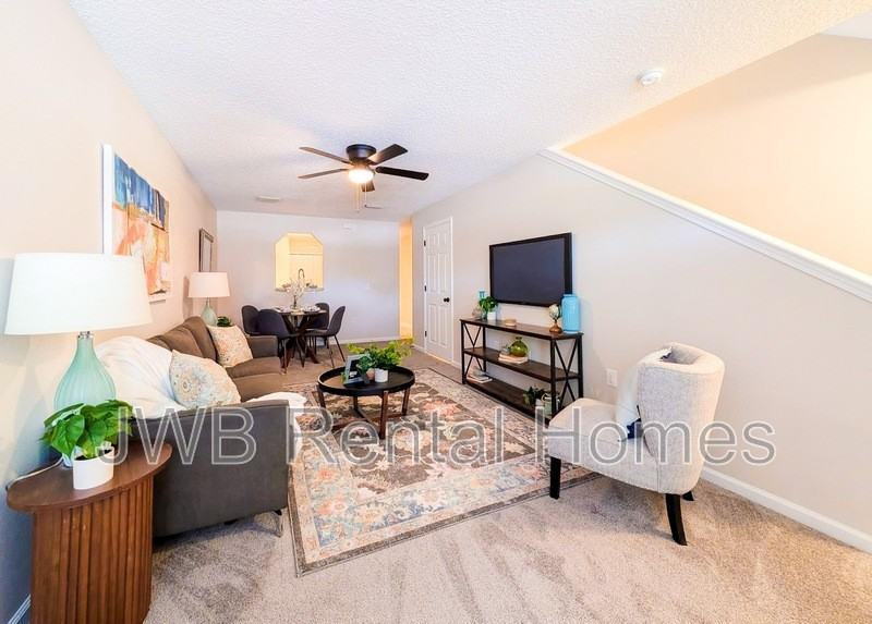 8436 Mcgirts Village Ln ## 9f - Photo 5 of 16