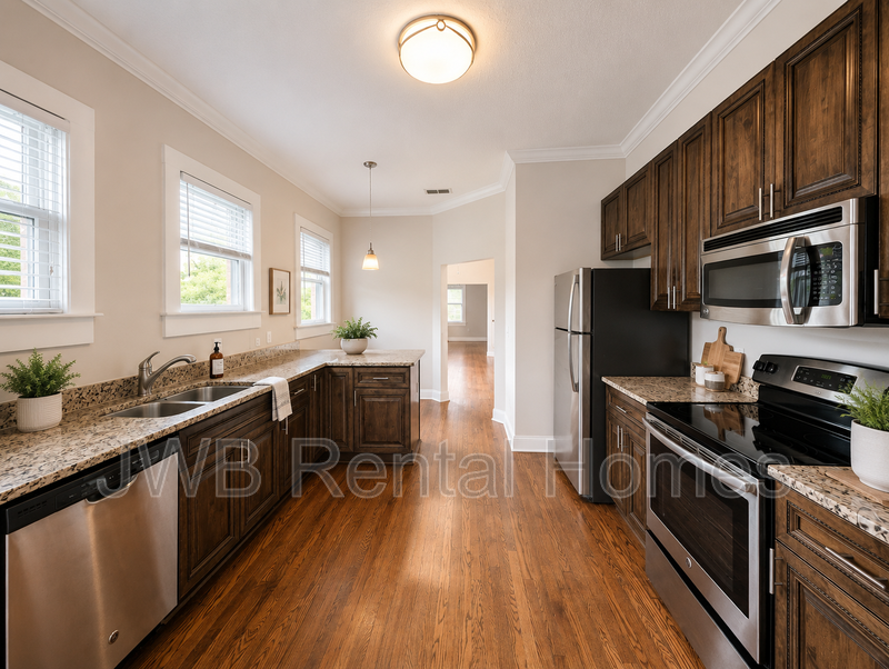 2243 Post St - Photo 3 of 10