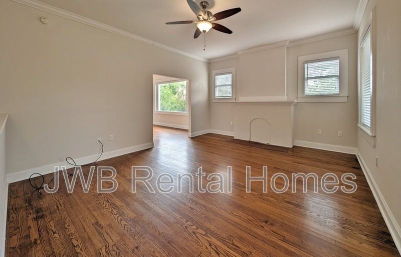 2243 Post St - Photo 6 of 10