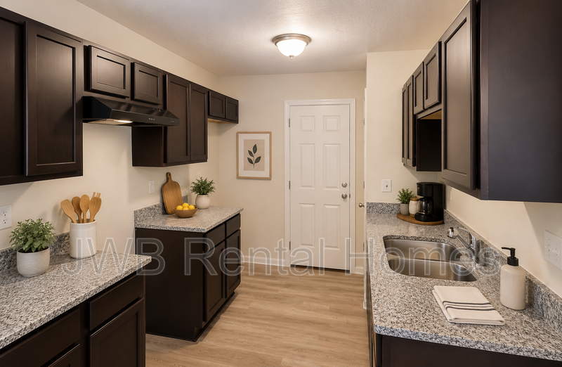 5652 Verbena Rd - Photo 3 of 11