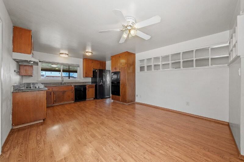 8346 Lake Baca Dr - Photo 4 of 34