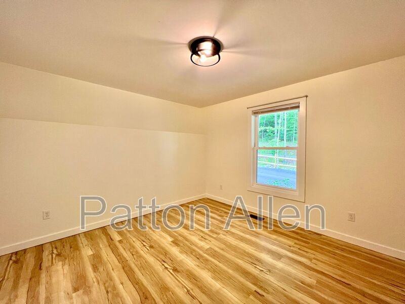 121 Justus Acres Dr #A - Photo 7 of 18