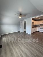 featured image of 717 W Stewart #C