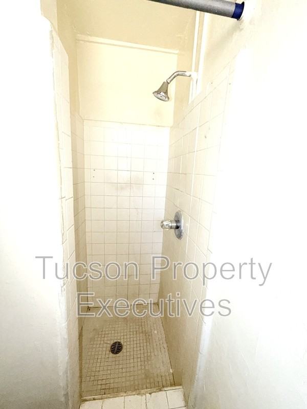 3314 E Benson Hwy - Photo 6 of 8
