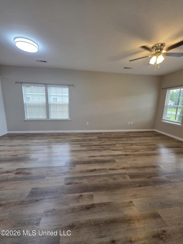 117 Ridge Ln - Photo 6 of 17
