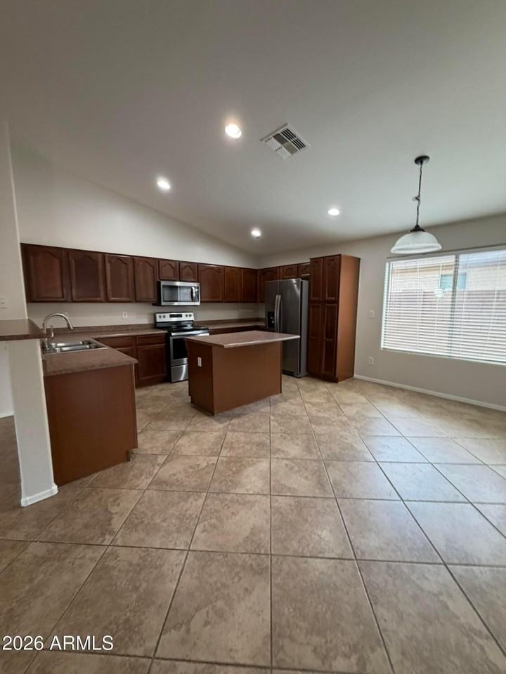 352 W Gascon Rd - Photo 5 of 16