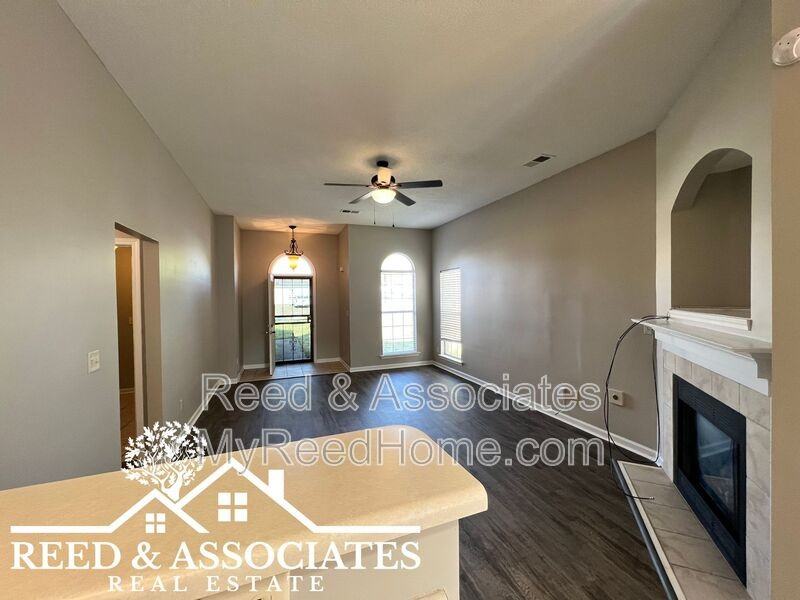 4824 Pine Forrest Dr - Photo 4 of 16
