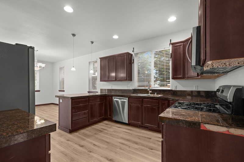 18410 42nd Ave Se - Photo 5 of 22