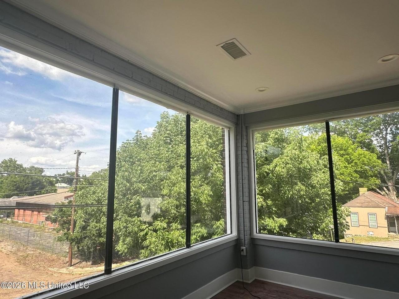 1124 South St - Photo 7 of 11