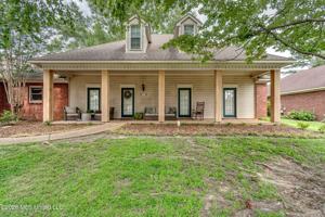 featured image of 214 Ramblewood Dr