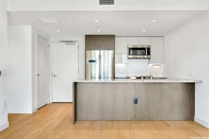 featured image of 1001 Queen St #904