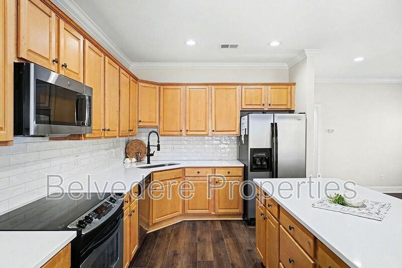 5409 Ridingate Ct - Photo 5 of 19