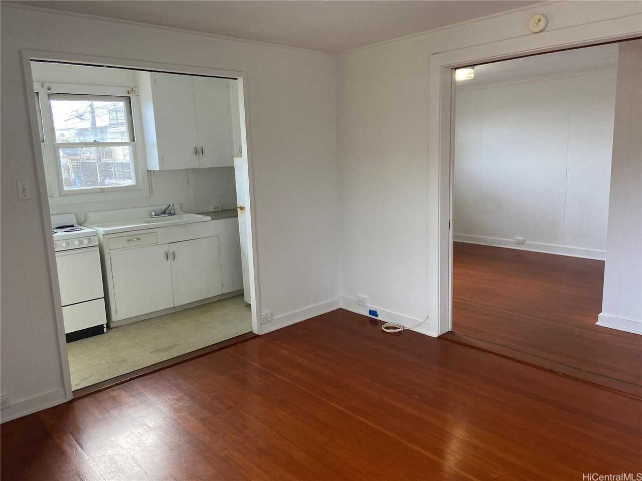2740 Rooke Ave - Photo 5 of 6