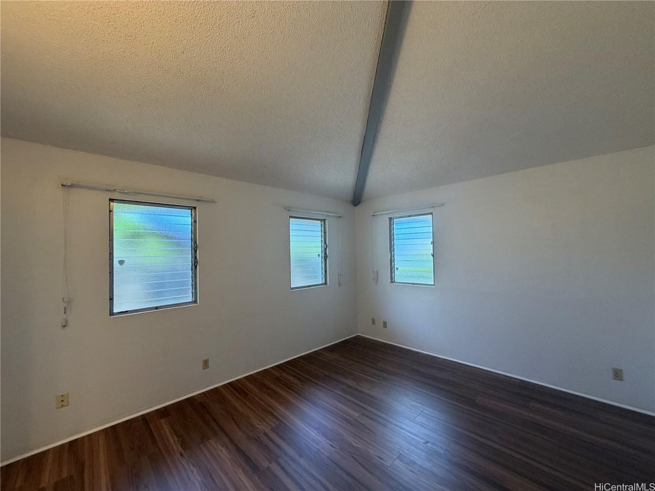 94-266 Ihuanu Pl - Photo 6 of 15