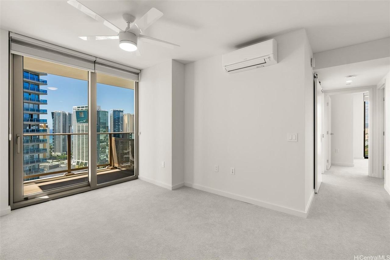 1388 Kapiolani Blvd #2902 - Photo 7 of 17