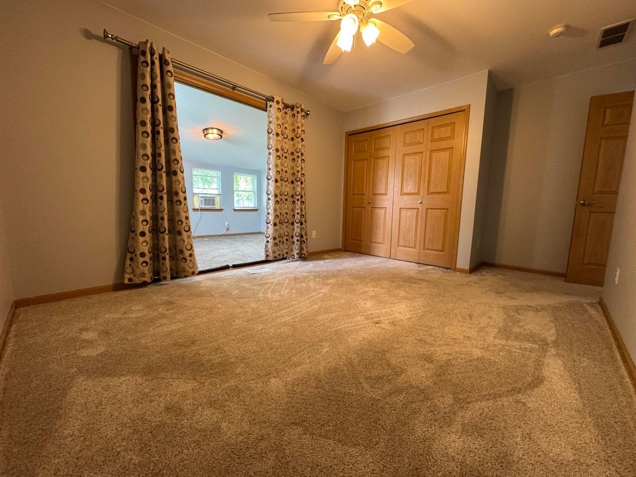 326 Brown Ct - Photo 6 of 41