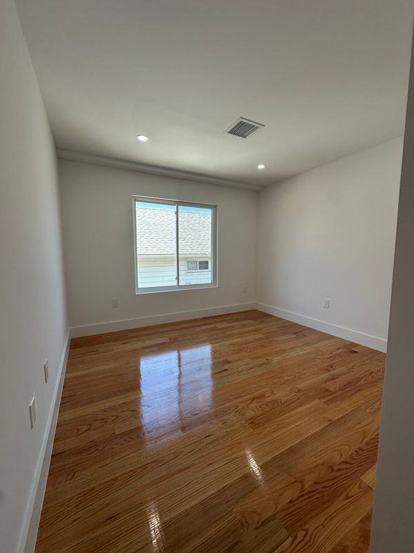 2217 Seymour Ave ##1 - Photo 5 of 16