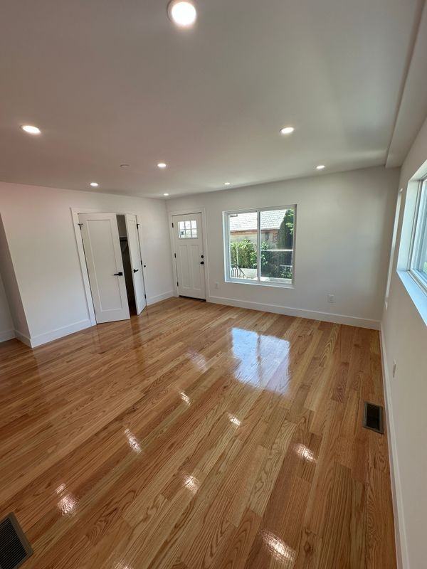 2217 Seymour Ave ##1 - Photo 7 of 16