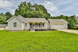 featured image of 138 Sunset Oaks Dr
