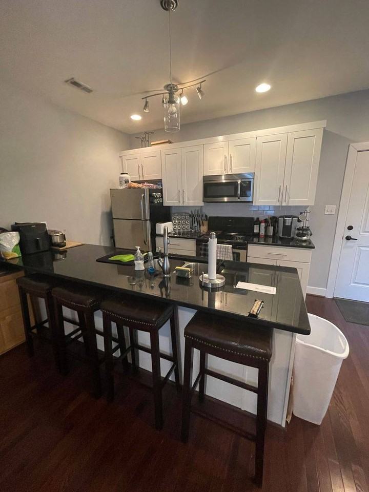2617 1 2 W Main St #B - Photo 4 of 10