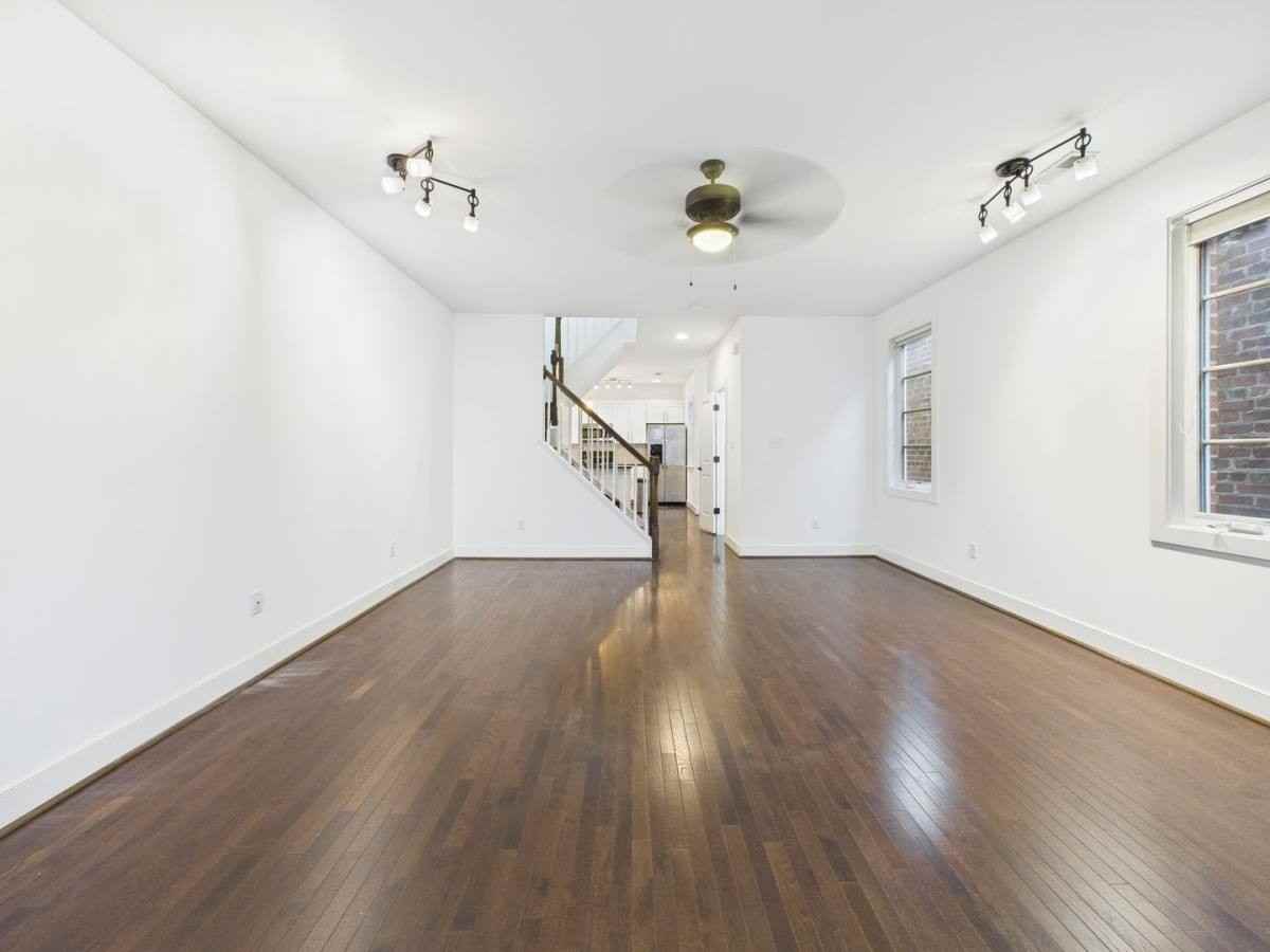 2617 1 2 W Main St #B - Photo 5 of 10