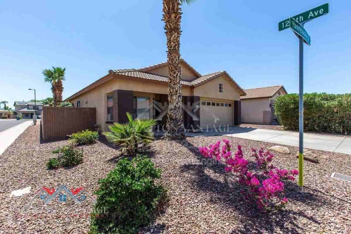 12507 W Honeysuckle St - Photo 3 of 9