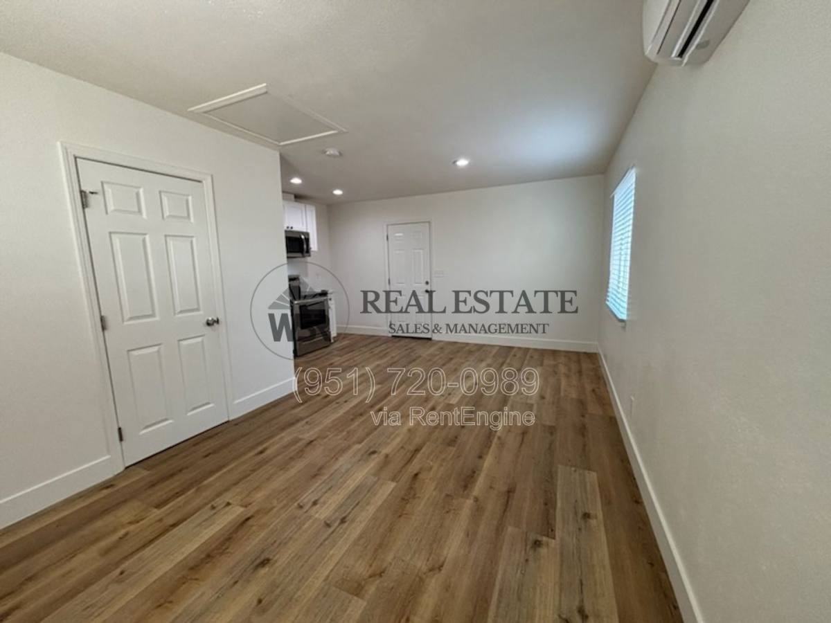 5704 Wisteria Dr #3 - Photo 4 of 7