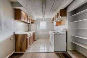 featured image of 1180 Yosemite St #B2