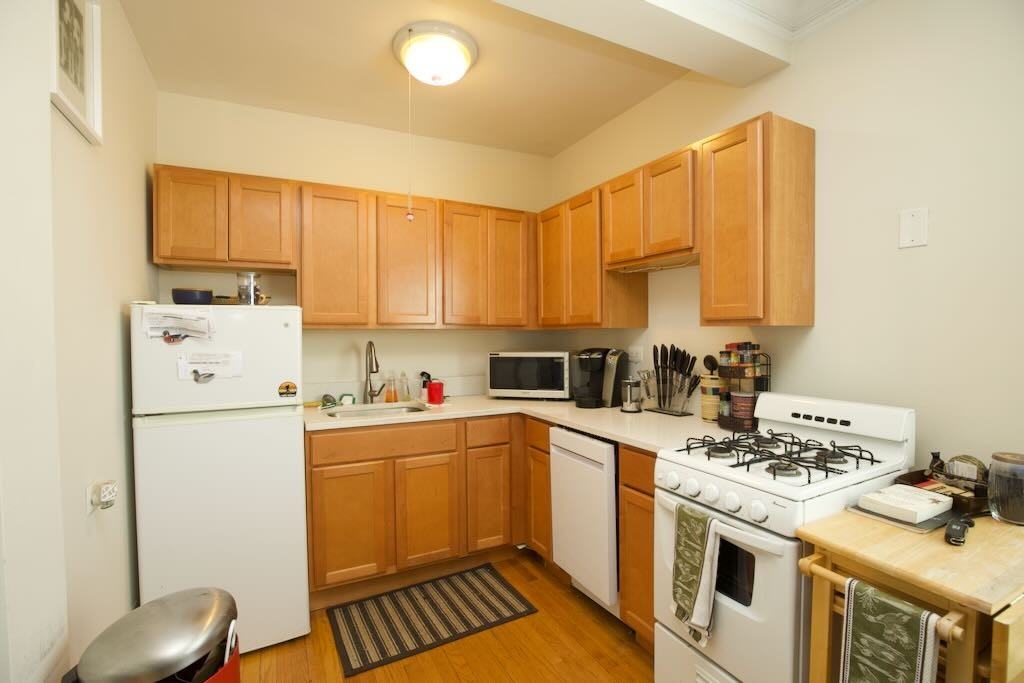 918 Green Bay Rd #3J - Photo 2 of 17