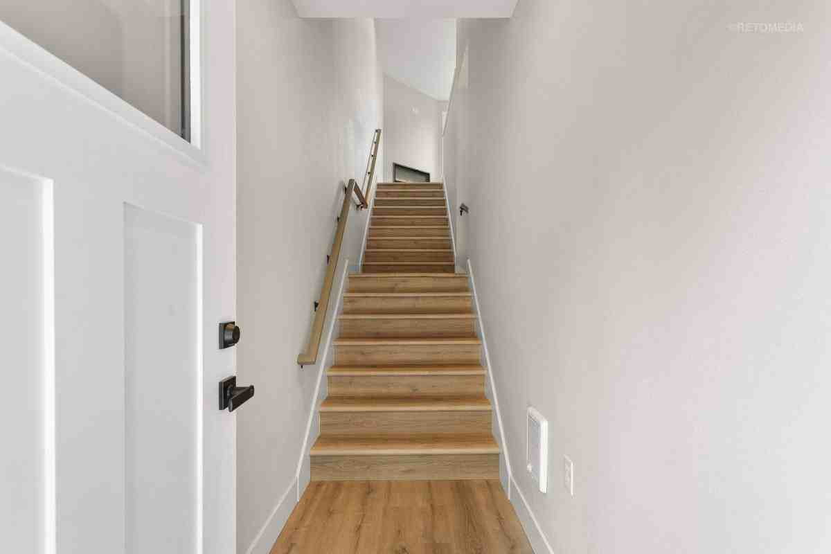4245 Verda Ln Ne - Photo 3 of 10