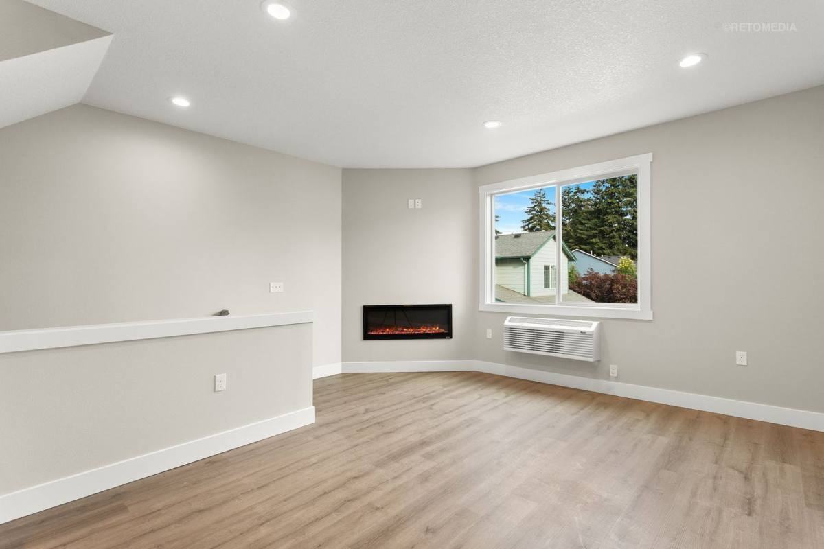 4245 Verda Ln Ne - Photo 4 of 10
