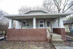 2930 N Dearborn St #B - Photo 1 of 1