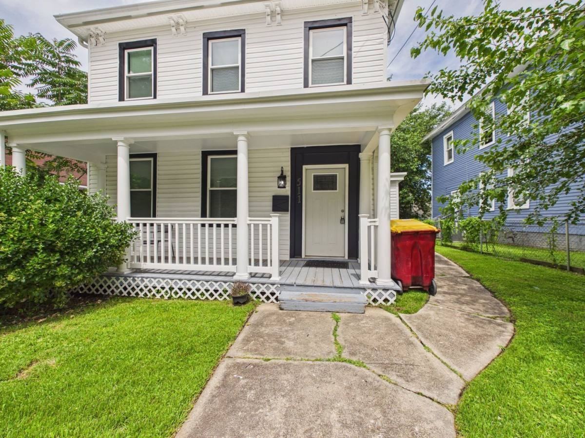 511 Harrison St - Photo 2 of 10