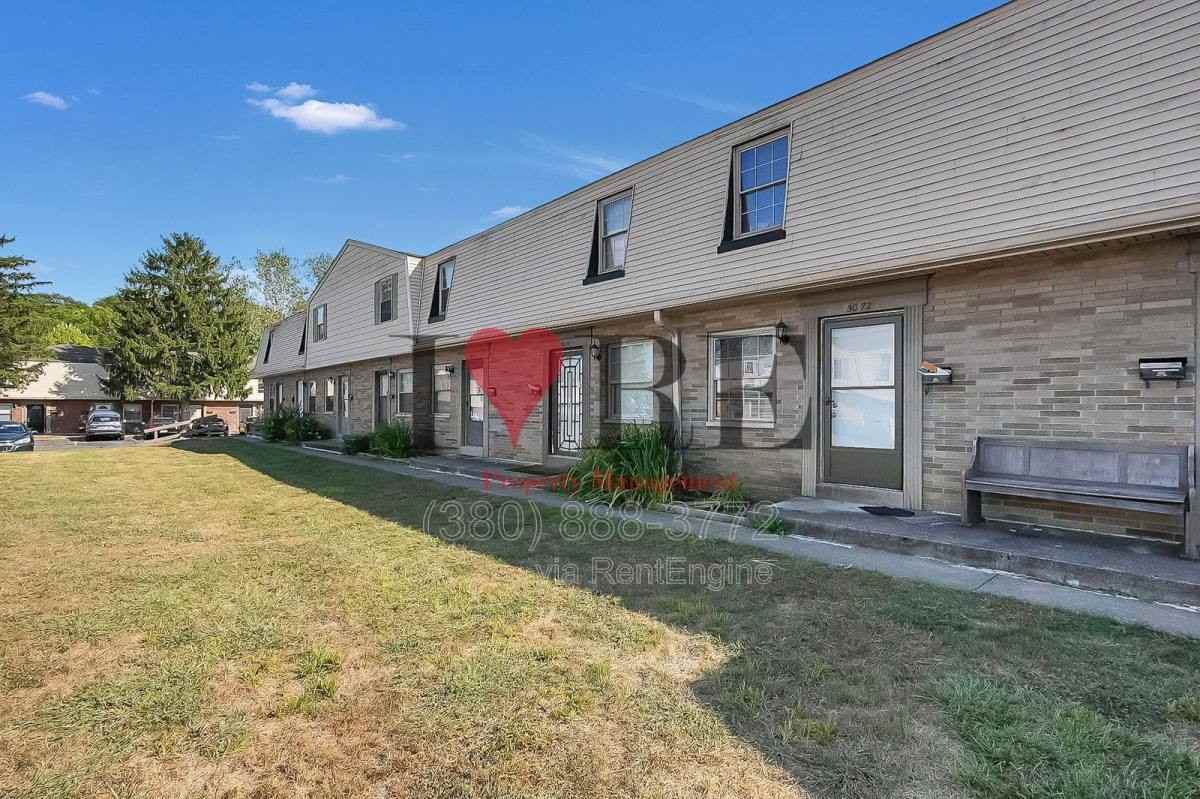 3072 Morsetowne Ct S - Photo 3 of 10