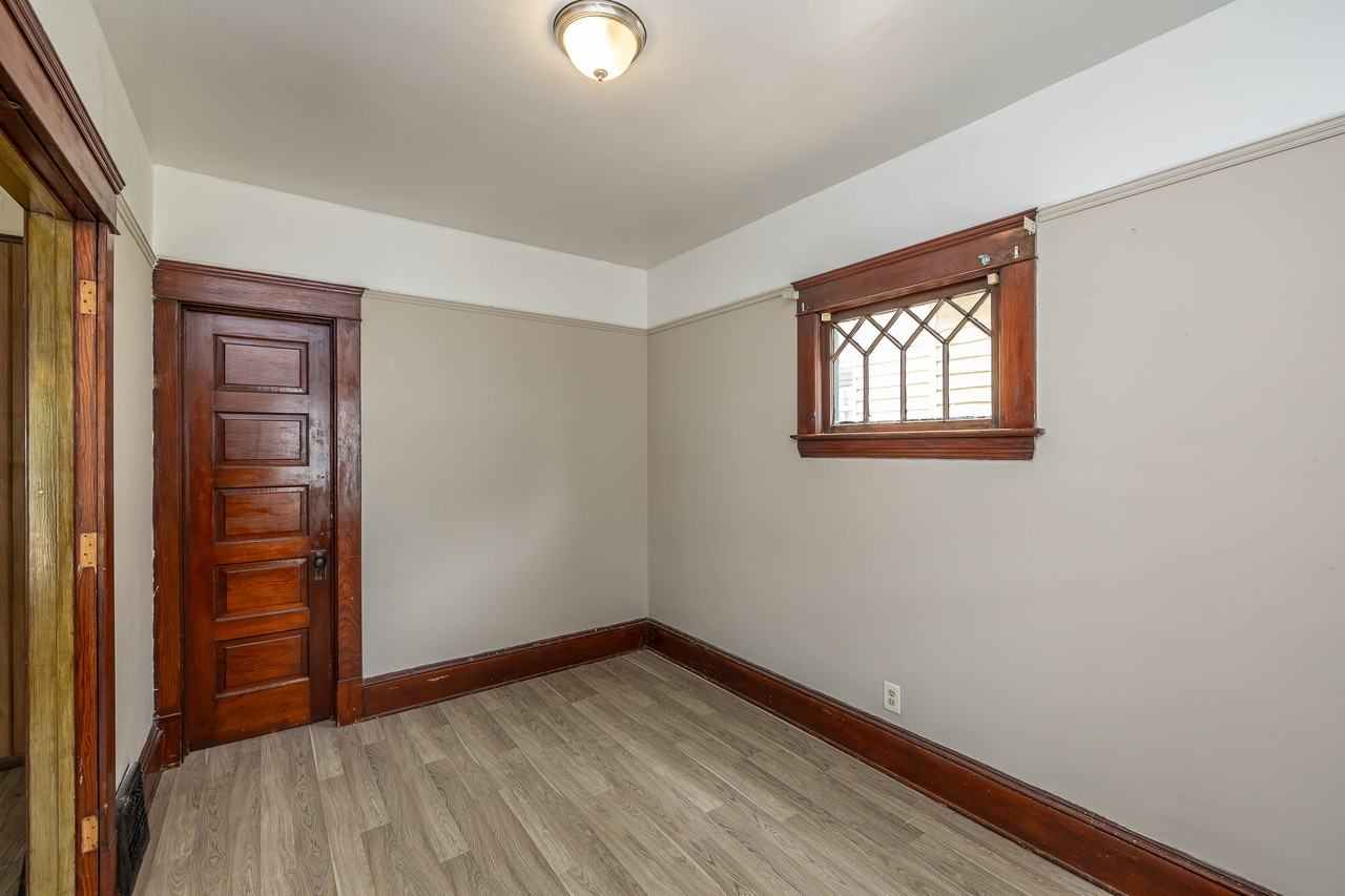 4213 Muriel Ave - Photo 6 of 13