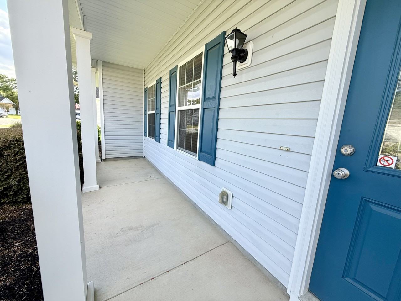 335 Oak Crest Cir - Photo 2 of 43