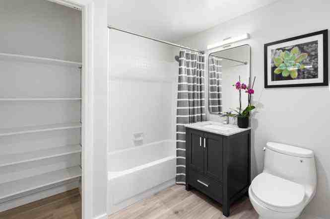 111 Chestnut St #313 - Photo 7 of 10