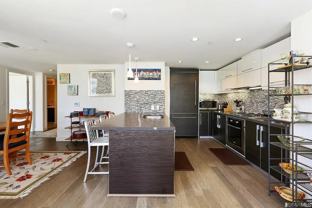 420 Mission Bay Blvd N - Photo 1 of 1