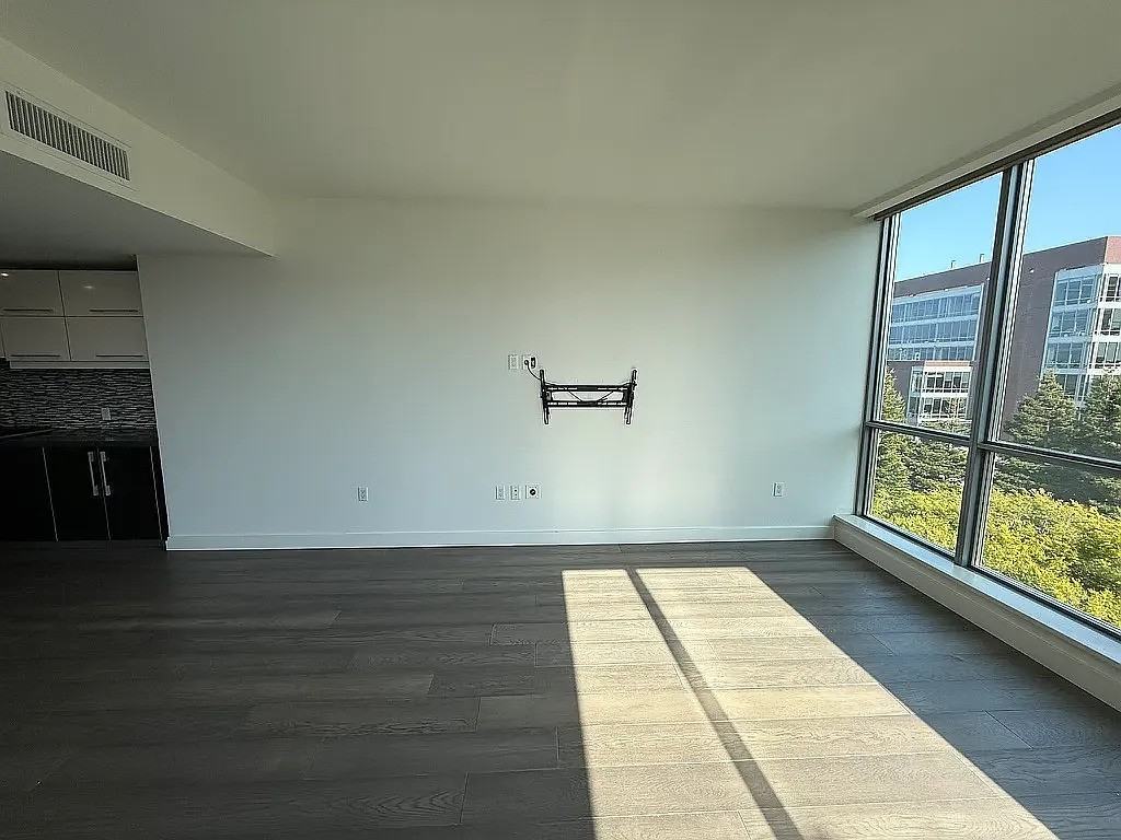420 Mission Bay Blvd N - Photo 6 of 16