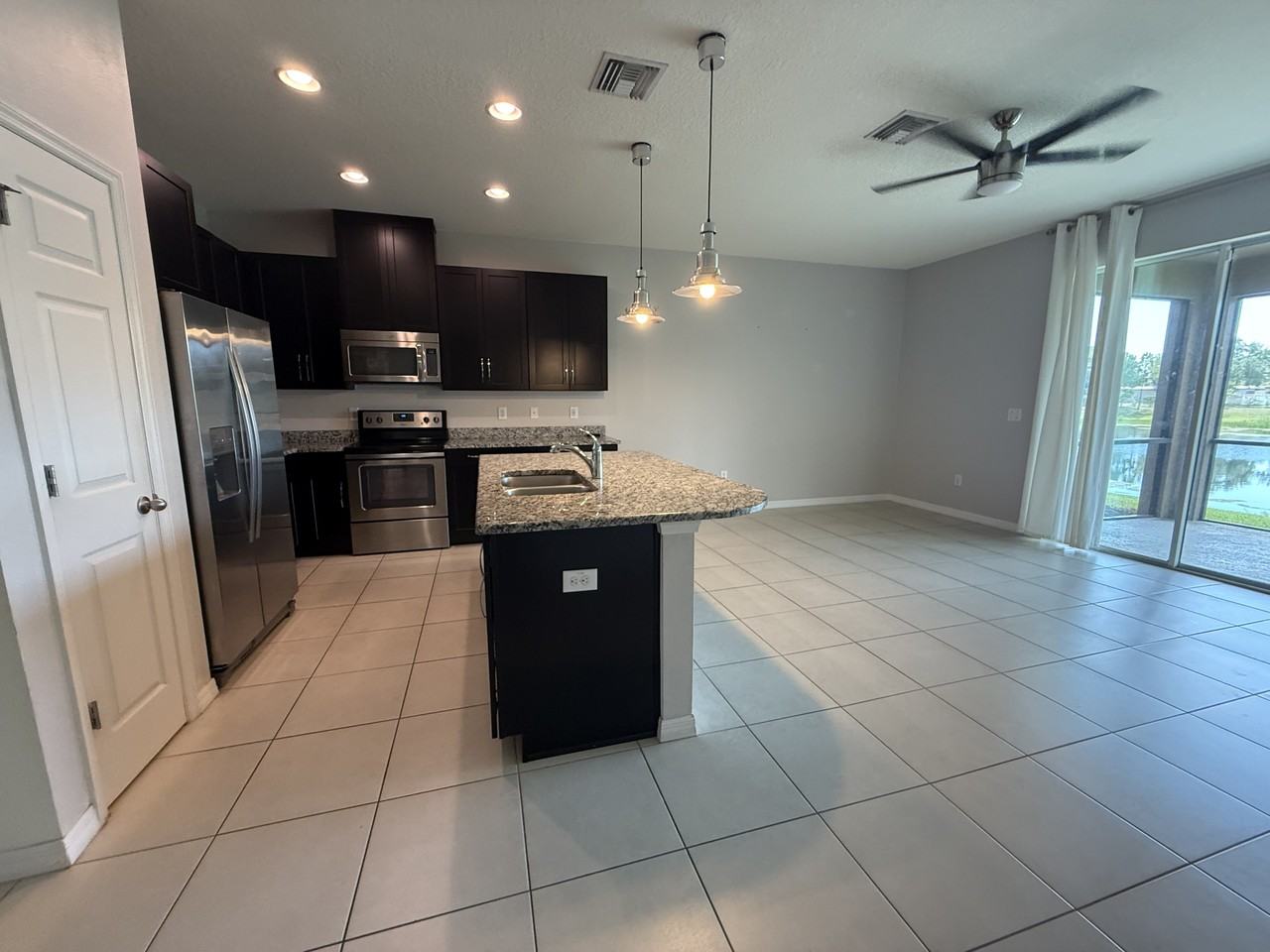 6843 40th Ln N - Photo 4 of 19