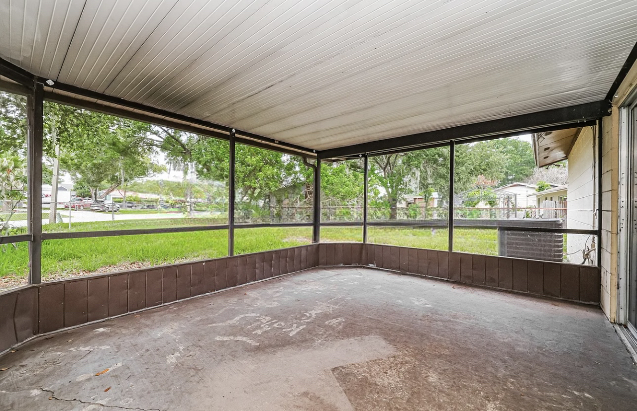 612 Charter Ct - Photo 6 of 6