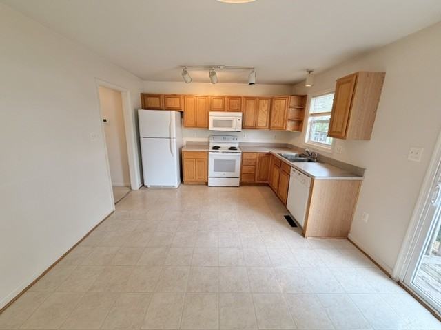 613 Meadowbrook Dr - Photo 5 of 13