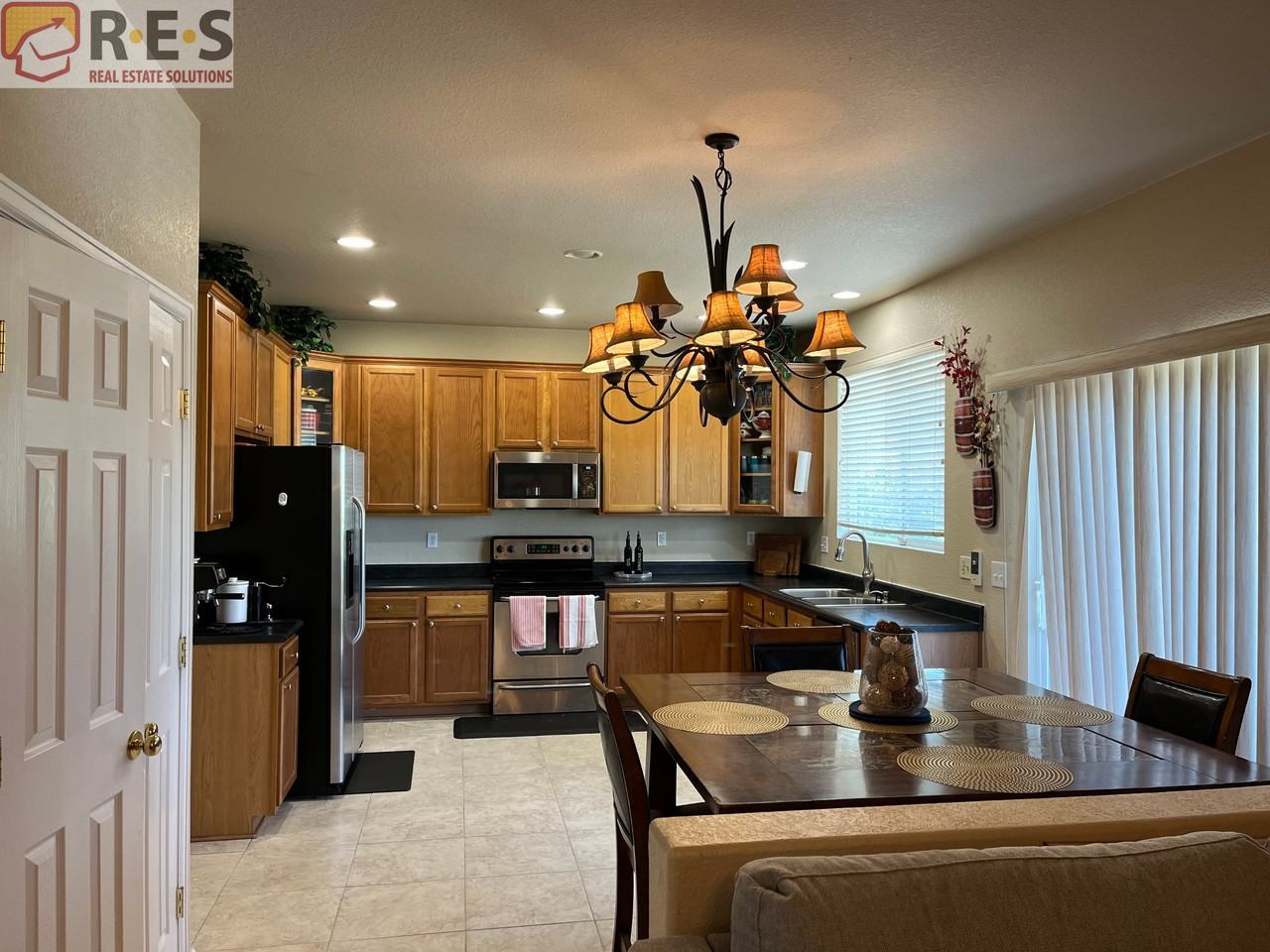 16703 E Prairie Goat Ave - Photo 4 of 26