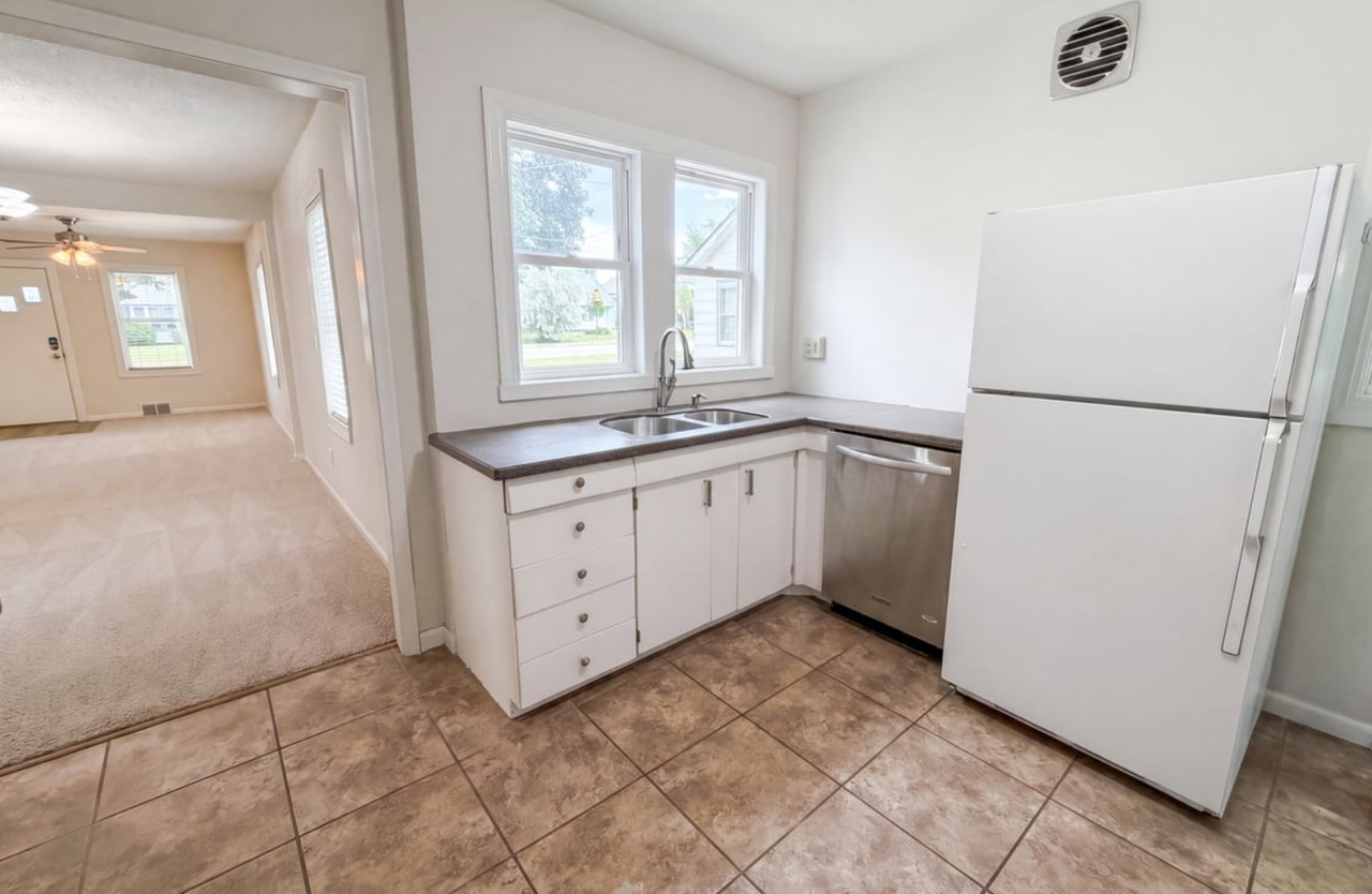 6026 Xerxes Ave S - Photo 2 of 15