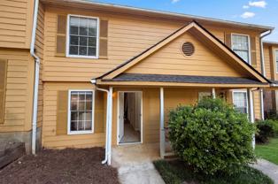 4037 Briarhill Dr - Photo 1 of 1