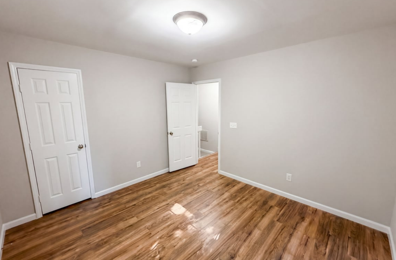 4037 Briarhill Dr - Photo 5 of 8