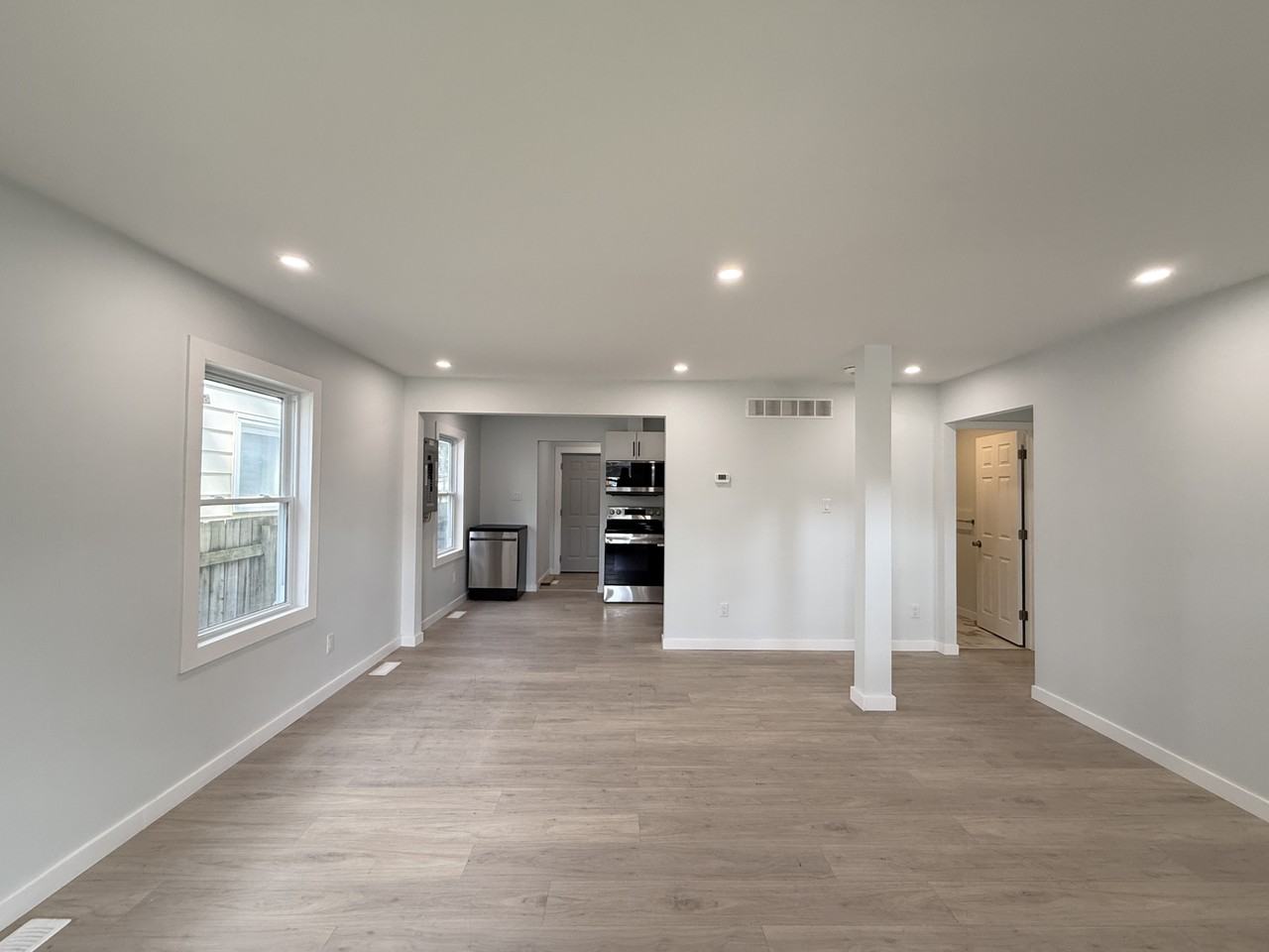 3847 Matchett Rd - Photo 3 of 26