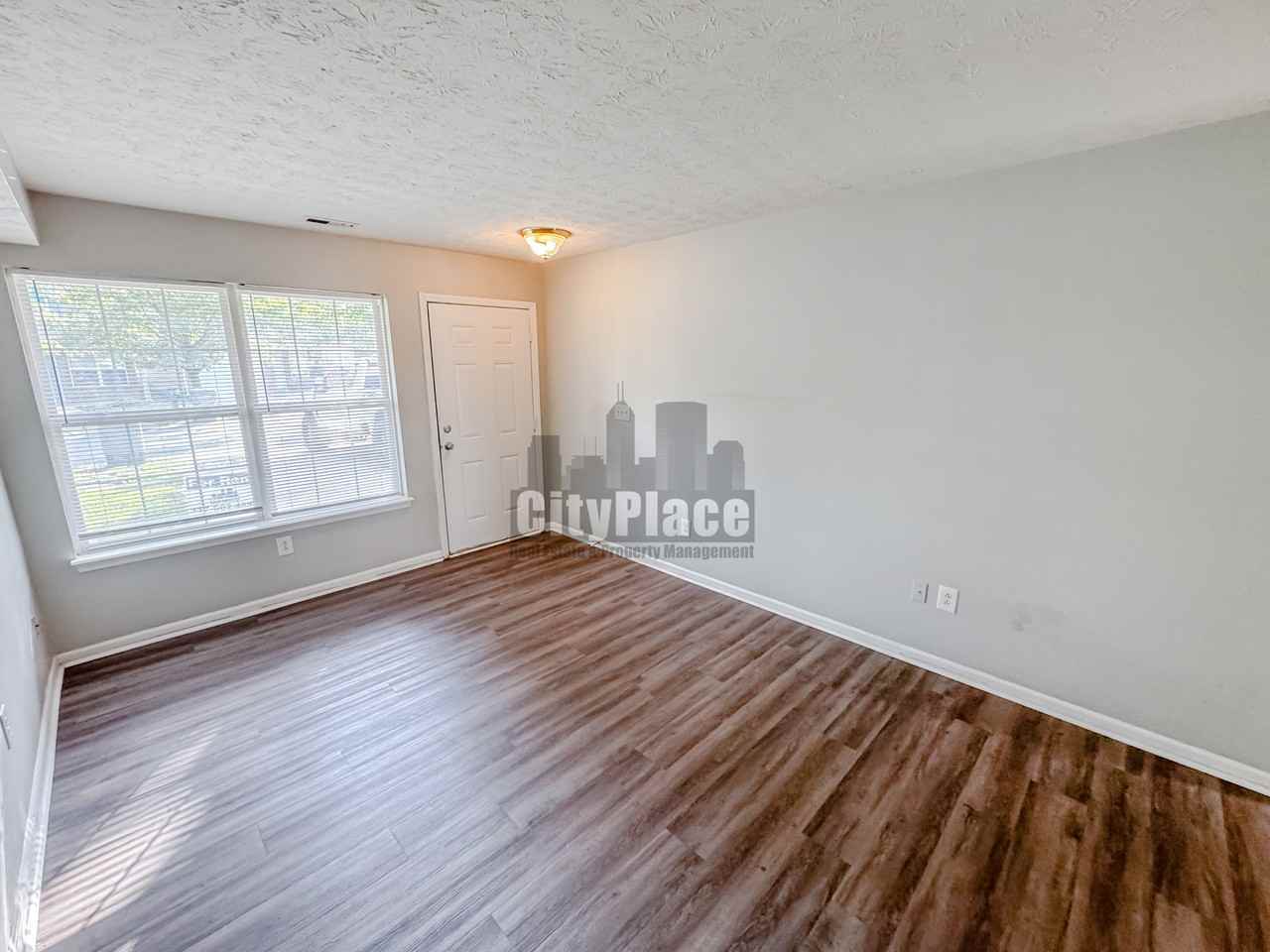 2946 Carson Dr - Photo 6 of 21